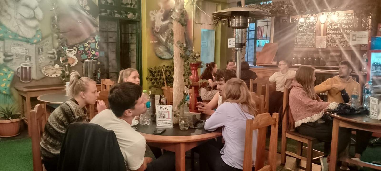 Saint Peter'S Llama Hostal La Paz Bagian luar foto